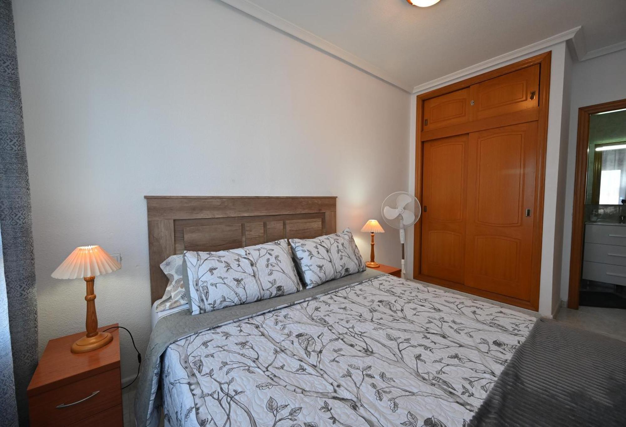 Apartamento En Torrevieja Alicante Exterior photo